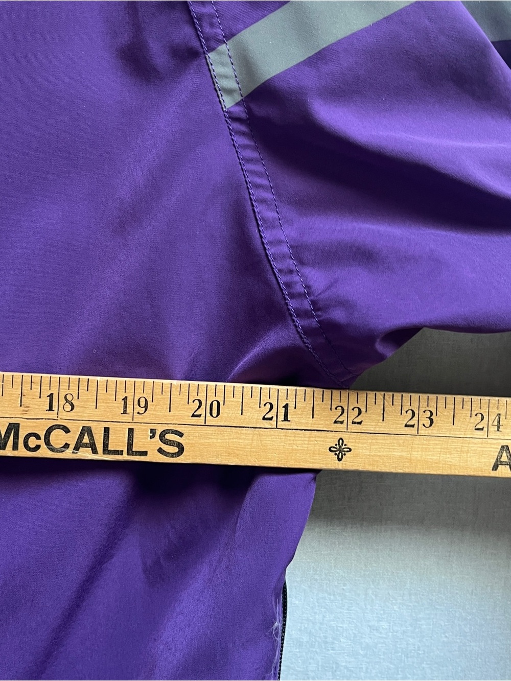 Vintage MEC Performance Cycling Windbreaker Jacket Size Large Reflective Nylon L - Picture 4 of 12